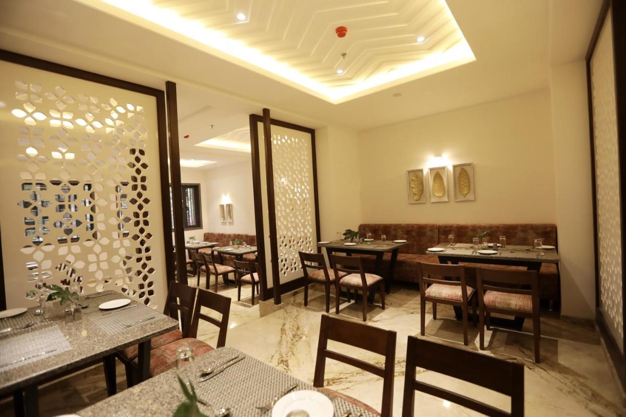Shourya Residency Gulab Bagh Hotel Udaipur Ngoại thất bức ảnh